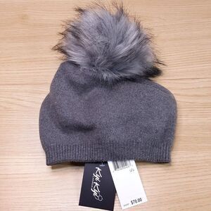 KYI KYI CANADA Womens Beanie Hat Gray Wool Cashmere Faux Fur Pom Pom $70